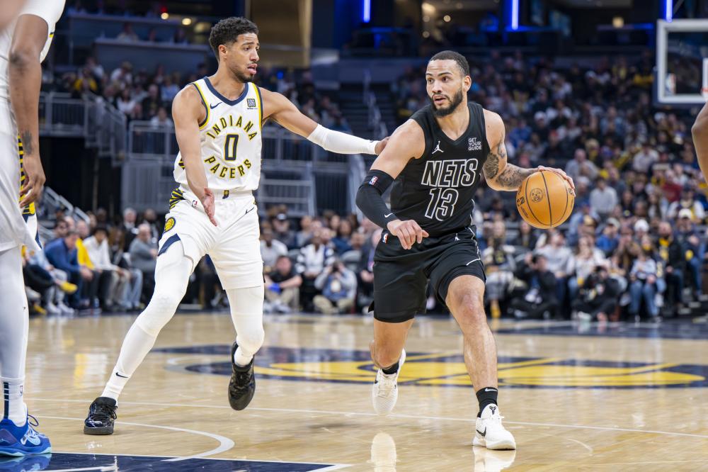 贝林厄姆：球员百分百支持阿隆索，我们知道外界纷扰毫无帮助